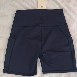 Fabletics Power Hold 6” On The Go Ultra High Waisted Shorts Sz M NWT